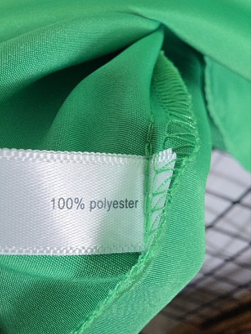 Essentials Green Button-Front Blouse - Picture 7 of 9